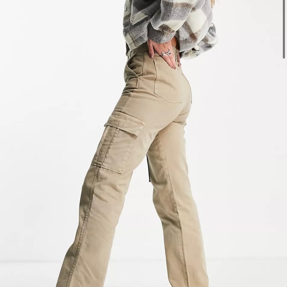 stradivarius | Pants u0026 Jumpsuits | New With Tags Nwt Stradivarius Straight  Leg Cargo Pants In The Color Stone | Poshmark